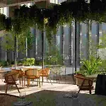 Moxy Lisboa אלפרג'ידה