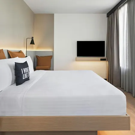 Moxy Lisboa Отель