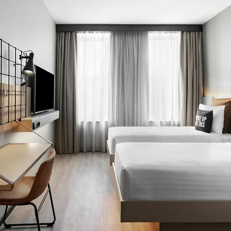 Moxy Lisboa Hotel Alfragide
