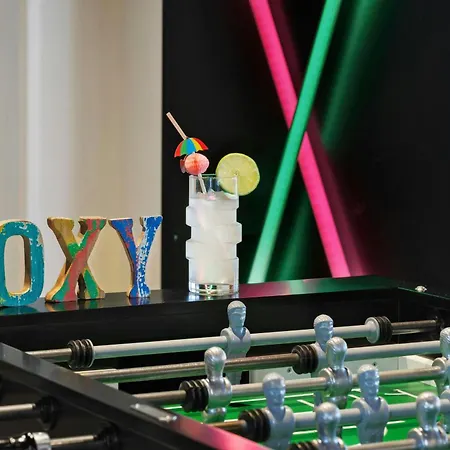 Moxy Lisboa Алфражиде