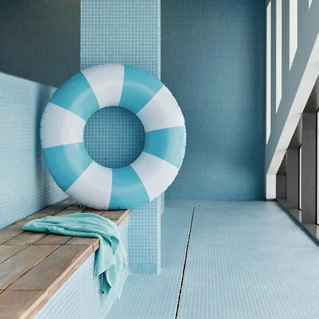 Moxy Lisboa Отель *