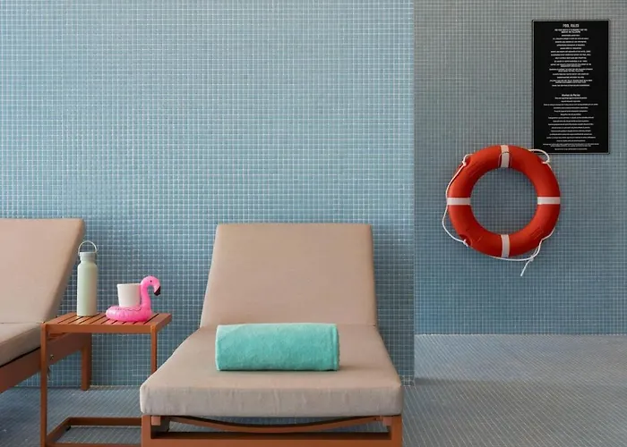 Moxy Lisboa Hotel Alfragide