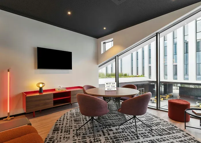 Hotel Moxy Lisboa Alfragide