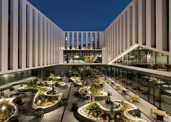 Moxy Lisboa Alfragide