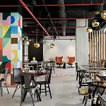 Hotel Moxy Lisboa 3*