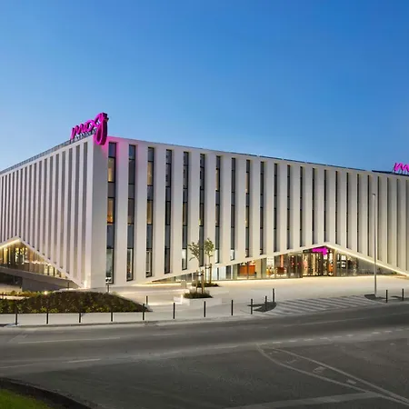 Moxy Lisboa Otel Alfragide